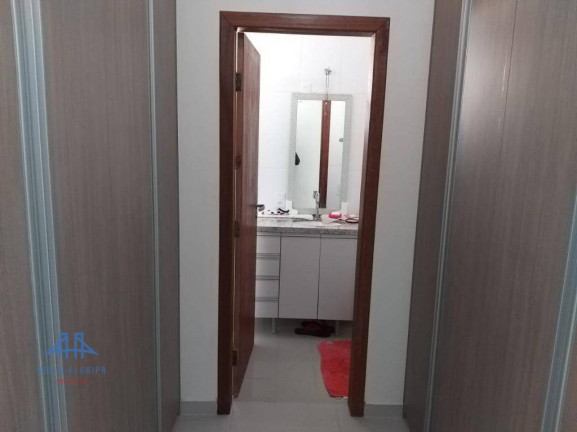 Imagem Casa com 4 Quartos à Venda, 280 m² em Trindade - Florianópolis Imagem Casa com 4 Quartos à Venda, 280 m² em Trindade - Florianópolis