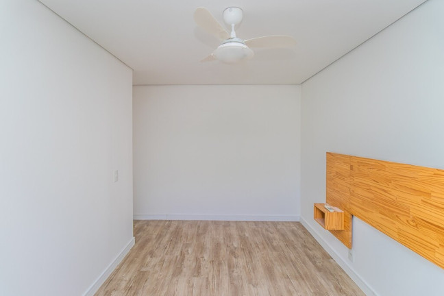Imagem Imóvel com 2 Quartos à Venda, em Tristeza - Porto Alegre Imagem Imóvel com 2 Quartos à Venda, em Tristeza - Porto Alegre