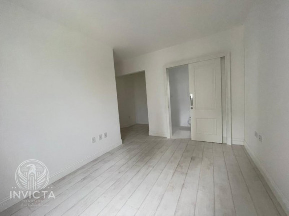 Imagem Apartamento com 3 Quartos à Venda, 110 m² em Centro - Balneário Camboriú Imagem Apartamento com 3 Quartos à Venda, 110 m² em Centro - Balneário Camboriú