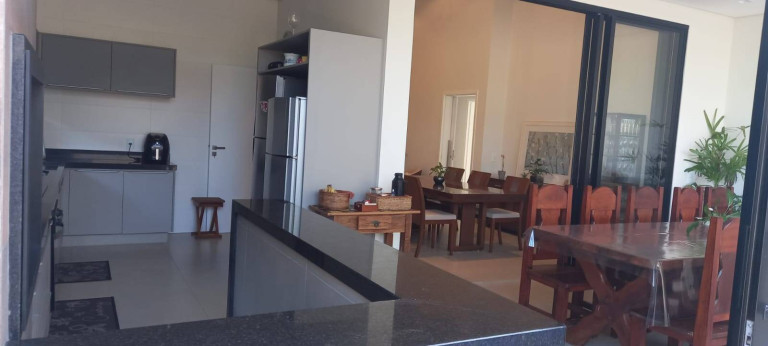 Imagem Casa com 3 Quartos para Alugar, 224 m² em Samambaia Parque Residencial - Bauru