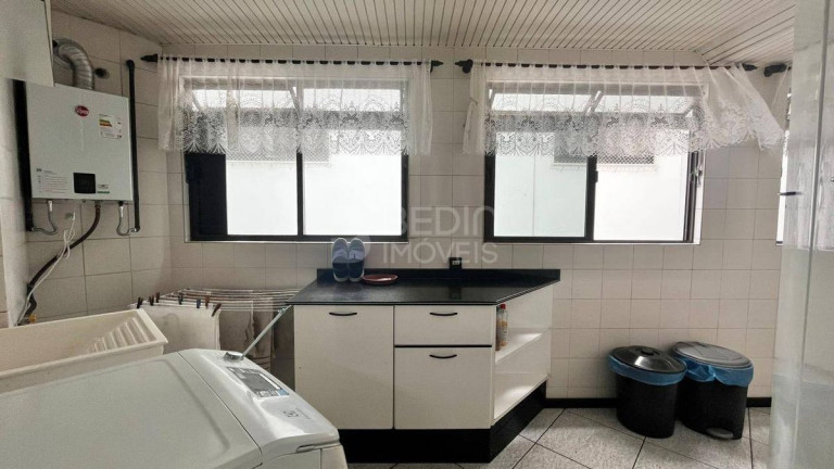 Imagem Apartamento com 4 Quartos à Venda, 400 m² em Centro - Balneário Camboriú Imagem Apartamento com 4 Quartos à Venda, 400 m² em Centro - Balneário Camboriú