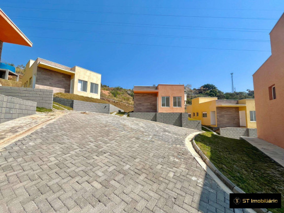 Imagem Casa com 3 Quartos à Venda, 255 m² em Jardim Estância Brasil - Atibaia