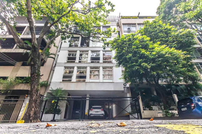 Imagem Apartamento com 2 Quartos à Venda, 80 m² em Copacabana - Rio De Janeiro