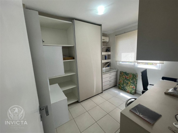 Imagem Apartamento com 3 Quartos à Venda, 226 m² em Centro - Balneário Camboriú Imagem Apartamento com 3 Quartos à Venda, 226 m² em Centro - Balneário Camboriú