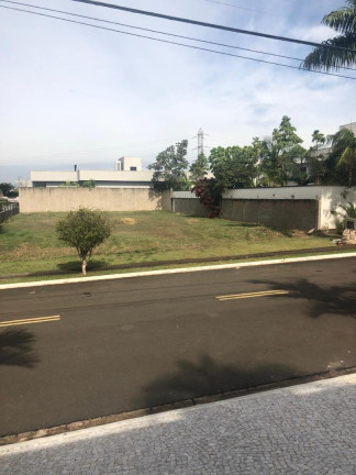 Imagem Terreno à Venda, 800 m² em Jardim Petrópolis - Piracicaba Imagem Terreno à Venda, 800 m² em Jardim Petrópolis - Piracicaba