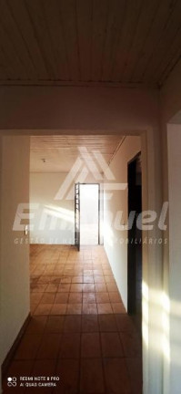 Imagem Casa com 2 Quartos à Venda, 75 m² em Jardim Tarumã - Campo Grande