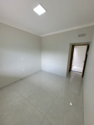 Imagem Casa com 3 Quartos à Venda, 180 m² em Jardim Novo Oásis - Maringa Imagem Casa com 3 Quartos à Venda, 180 m² em Jardim Novo Oásis - Maringa