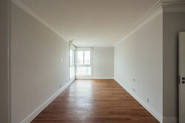 Imagem Apartamento com 4 Quartos à Venda, 242 m² em Centro - Capão Da Canoa Imagem Apartamento com 4 Quartos à Venda, 242 m² em Centro - Capão Da Canoa