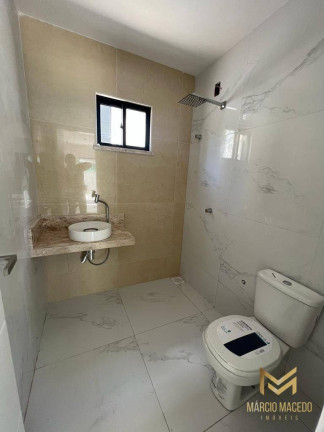 Imagem Casa com 4 Quartos à Venda, 300 m² em Cidade Alpha - Eusébio