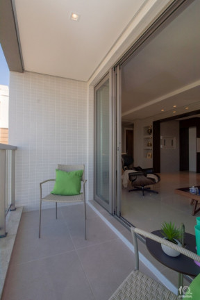Imagem Imóvel com 3 Quartos à Venda, 105 m² em Menino Deus - Porto Alegre Imagem Imóvel com 3 Quartos à Venda, 105 m² em Menino Deus - Porto Alegre