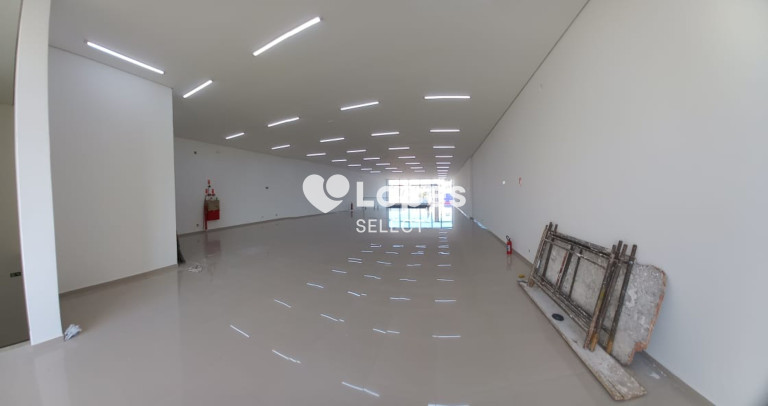 Imagem Imóvel à Venda, 1.095 m² em Centro - Vinhedo Imagem Imóvel à Venda, 1.095 m² em Centro - Vinhedo