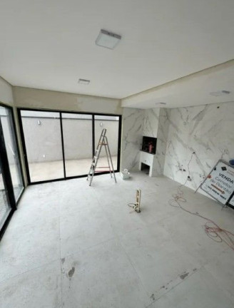 Imagem Casa com 3 Quartos à Venda, 143 m² em Capão Da Imbuia - Curitiba
