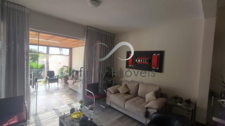 Imagem Casa com 5 Quartos à Venda, 600 m² em Praia Angélica - Lagoa Santa Imagem Casa com 5 Quartos à Venda, 600 m² em Praia Angélica - Lagoa Santa