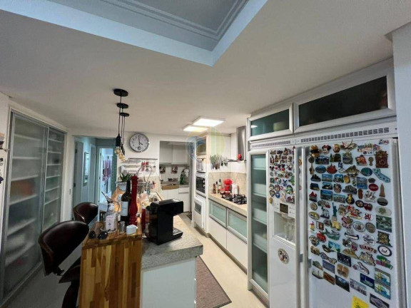 Imagem Apartamento com 3 Quartos à Venda, 110 m² em Centro - Balneário Camboriú
