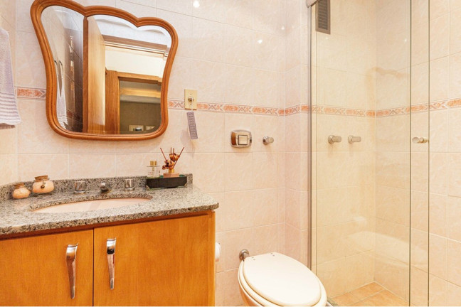 Imagem Apartamento com 1 Quarto à Venda, 77 m² em Bom Fim - Porto Alegre Imagem Apartamento com 1 Quarto à Venda, 77 m² em Bom Fim - Porto Alegre