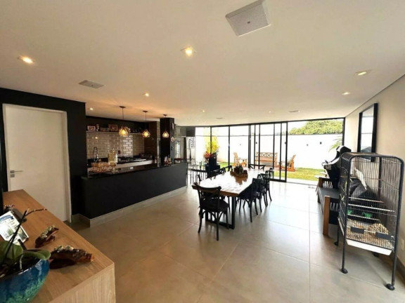 Imagem Casa com 3 Quartos à Venda, 300 m² em Palm Hills - Cotia Imagem Casa com 3 Quartos à Venda, 300 m² em Palm Hills - Cotia