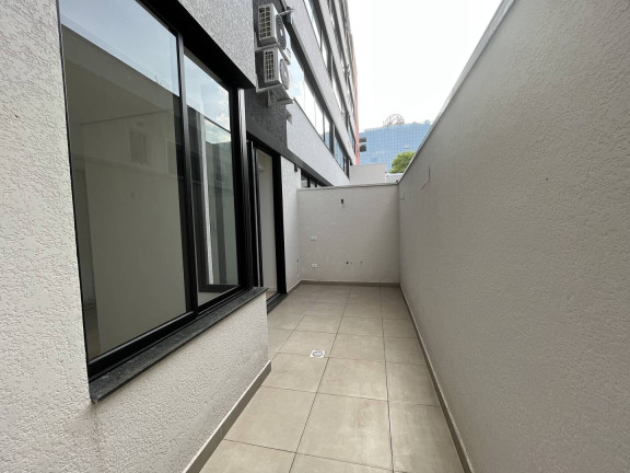 Imagem Kitnet com 1 Quarto à Venda, 32 m² em água Verde - Curitiba