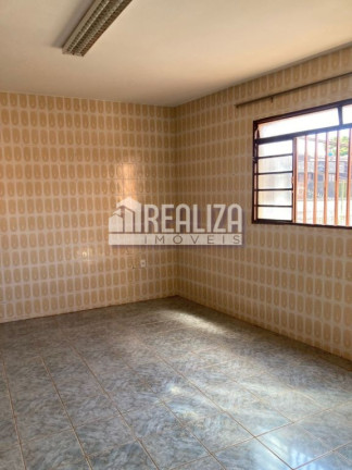 Imagem Casa com 4 Quartos à Venda, 250 m² em Boa Vista - Uberaba