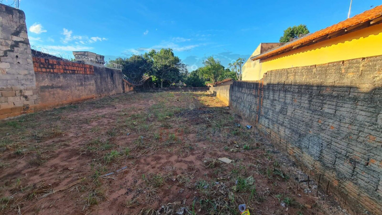 Terreno à Venda, 250 m² em Vila Bela - Bauru