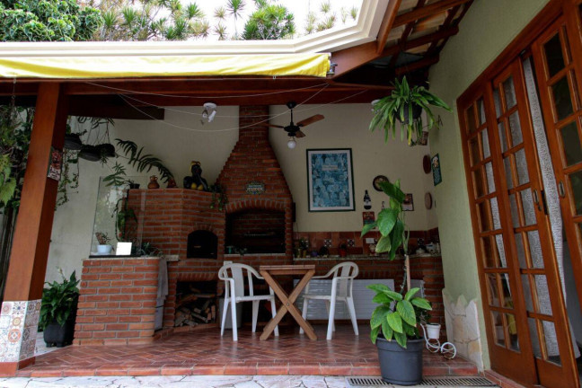 Imagem Casa com 2 Quartos à Venda, 480 m² em Vila Petrópolis - Atibaia