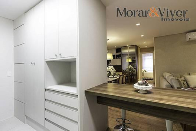 Imagem Apartamento com 3 Quartos à Venda, 81 m² em Cristo Rei - Curitiba