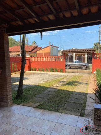 Imagem Casa com 5 Quartos à Venda, 255 m² em Lázaro - Ubatuba