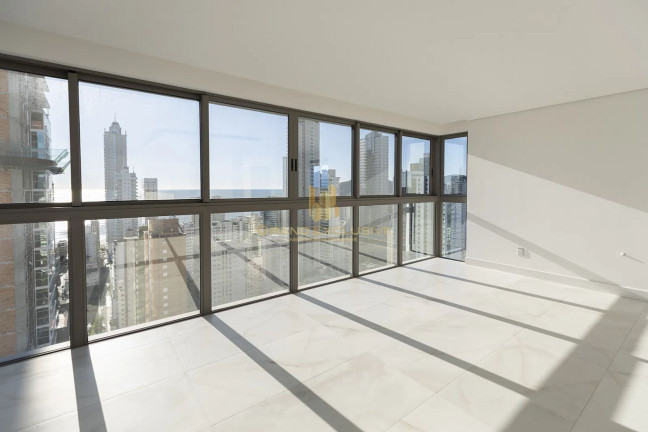 Imagem Apartamento com 4 Quartos à Venda, 167 m² em Centro - Balneário Camboriú
