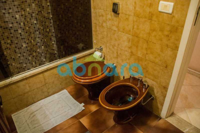 Imagem Apartamento com 3 Quartos à Venda, 179 m² em Copacabana - Rio De Janeiro Imagem Apartamento com 3 Quartos à Venda, 179 m² em Copacabana - Rio De Janeiro