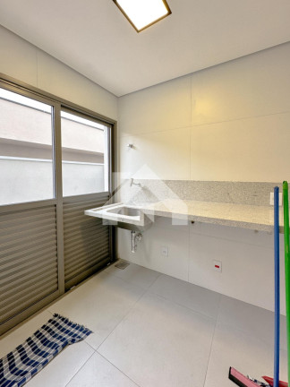 Imagem Casa de Condomínio com 4 Quartos à Venda, 331 m² em Sítio Do Rosário - Santana De Parnaíba Imagem Casa de Condomínio com 4 Quartos à Venda, 331 m² em Sítio Do Rosário - Santana De Parnaíba