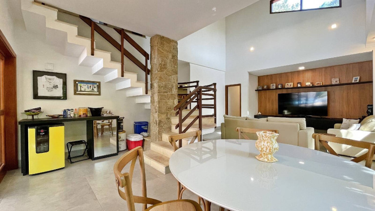 Imagem Casa com 6 Quartos à Venda, 296 m² em Riviera De São Lourenço - Bertioga Imagem Casa com 6 Quartos à Venda, 296 m² em Riviera De São Lourenço - Bertioga