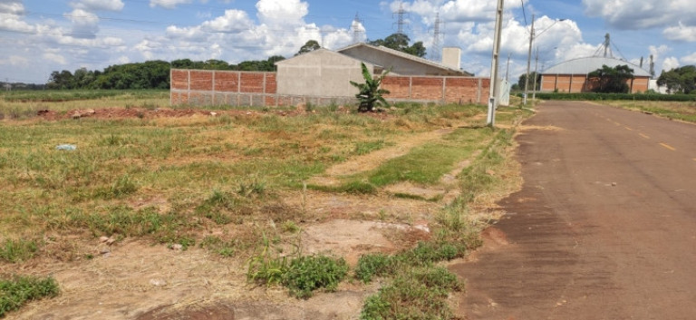Imagem Terreno à Venda, 504 m² em Canadá - Cascavel