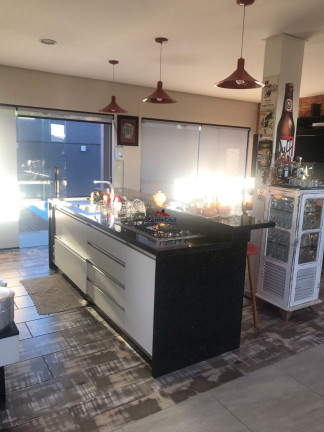 Imagem Casa com 5 Quartos à Venda, 450 m² em São João Do Rio Vermelho - Florianópolis
