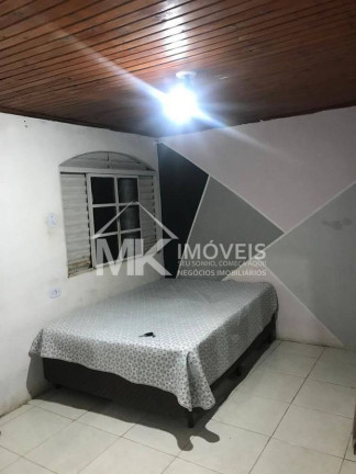 Imagem Casa com 3 Quartos à Venda, 420 m² em Vila Fuck - Piraquara Imagem Casa com 3 Quartos à Venda, 420 m² em Vila Fuck - Piraquara