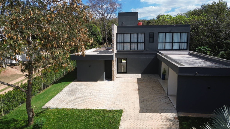 Imagem Casa com 6 Quartos à Venda, 1.000 m² em Carmo Do Cajuru Imagem Casa com 6 Quartos à Venda, 1.000 m² em Carmo Do Cajuru