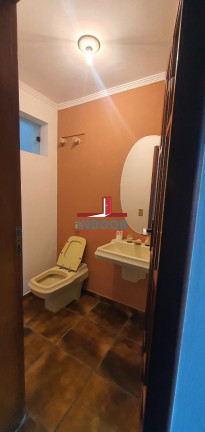 Imagem Casa com 4 Quartos para Alugar, 400 m² em água Fria - São Paulo