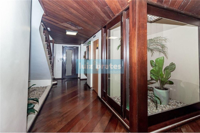 Imagem Apartamento com 1 Quarto à Venda, 124 m² em Santana - Porto Alegre