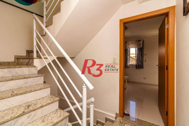 Imagem Sobrado com 5 Quartos à Venda, 267 m² em Embaré - Santos