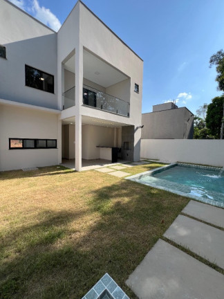Imagem Casa com 4 Quartos à Venda, 250 m² em Ponta Negra - Manaus