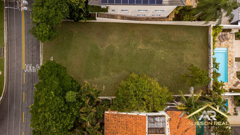 Imagem Terreno à Venda, em Alphaville - Santana De Parnaíba Imagem Terreno à Venda, em Alphaville - Santana De Parnaíba