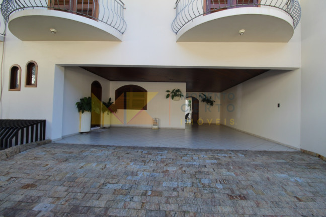 Imagem Casa com 3 Quartos à Venda, 650 m² em Valparaíso - Blumenau Imagem Casa com 3 Quartos à Venda, 650 m² em Valparaíso - Blumenau