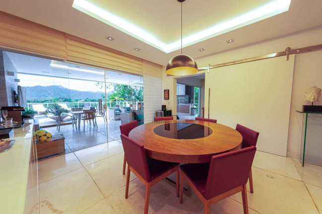 Imagem Casa com 5 Quartos à Venda, 650 m² em Itaipu - Niterói