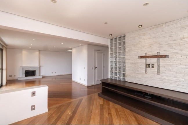 Apartamento com 3 Quartos à Venda, 213 m² em Vila Suzana - São Paulo