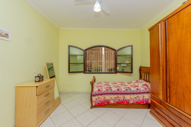 Imagem Casa com 3 Quartos à Venda, 241 m² em Vila Guilhermina - São Paulo
