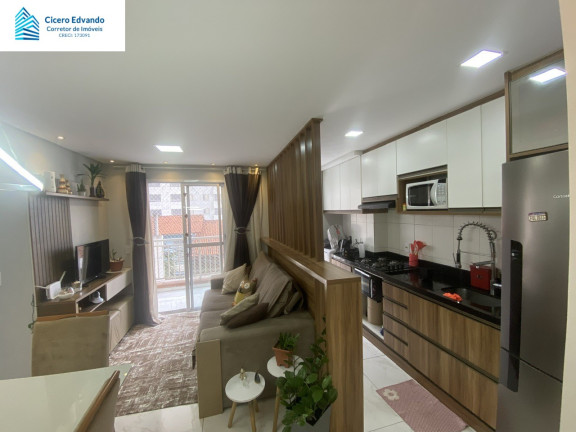 Imóvel com 2 Quartos à Venda, 45 m² em Vila Carmosina - São Paulo