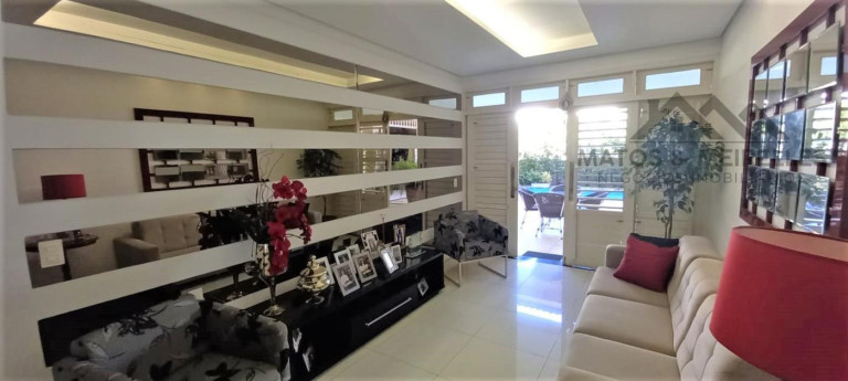 Imagem Casa com 8 Quartos à Venda, 500 m² em Centro - Fortaleza Imagem Casa com 8 Quartos à Venda, 500 m² em Centro - Fortaleza