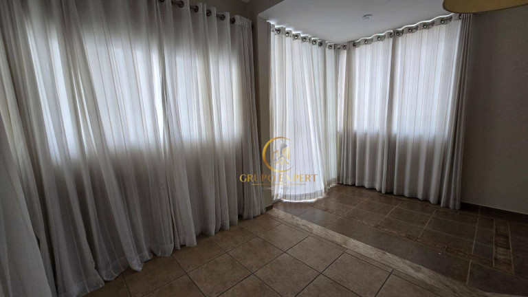 Imagem Sobrado com 4 Quartos à Venda, 284 m² em Urbanova - São José Dos Campos