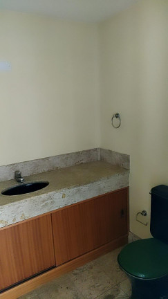 Imagem Sala Comercial à Venda, 32 m² em Centro Histórico - Porto Alegre Imagem Sala Comercial à Venda, 32 m² em Centro Histórico - Porto Alegre