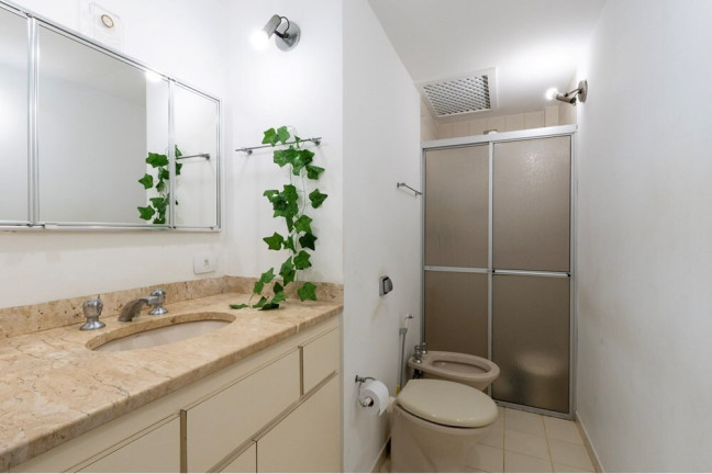 Imagem Casa com 3 Quartos à Venda, 180 m² em Vila Olímpia - São Paulo Imagem Casa com 3 Quartos à Venda, 180 m² em Vila Olímpia - São Paulo