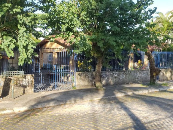 Imagem Casa com 4 Quartos à Venda, em Centro - Rio Das Ostras Imagem Casa com 4 Quartos à Venda, em Centro - Rio Das Ostras