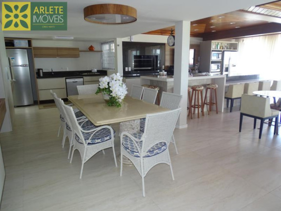 Imagem Casa com 6 Quartos à Venda, 610 m² em Centro - Porto Belo Imagem Casa com 6 Quartos à Venda, 610 m² em Centro - Porto Belo